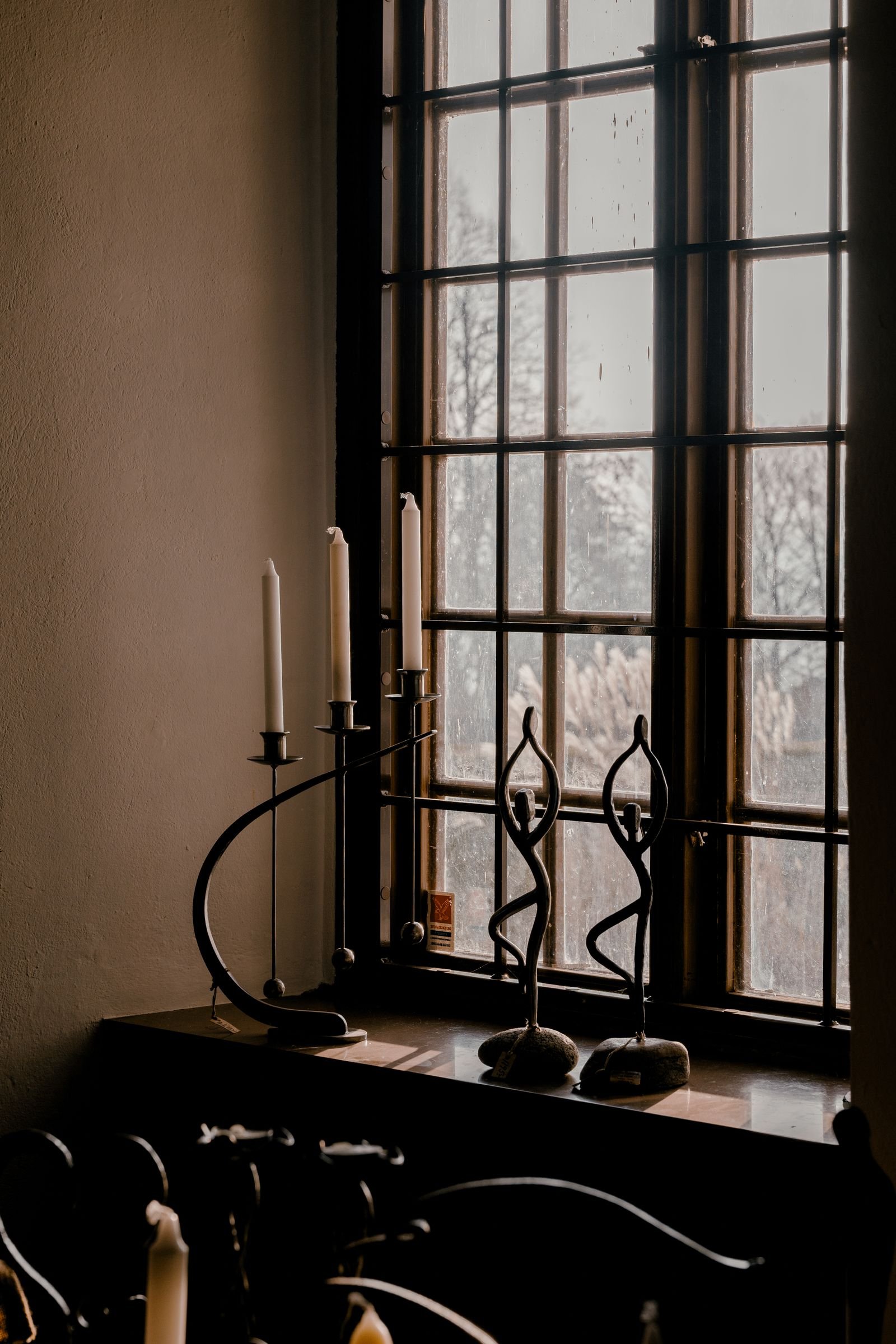 Ivory Taper Pillar Set