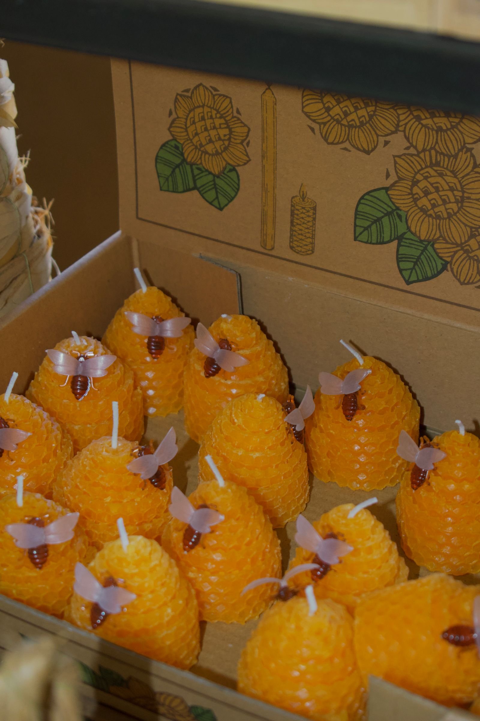 Beeswax Honey Pillar
